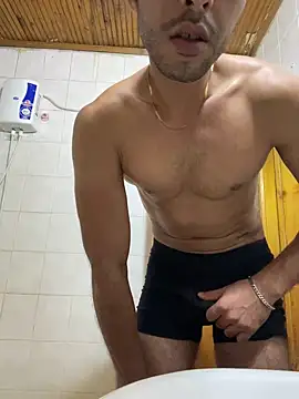 diege72 online show from 10-27-25, 04:22