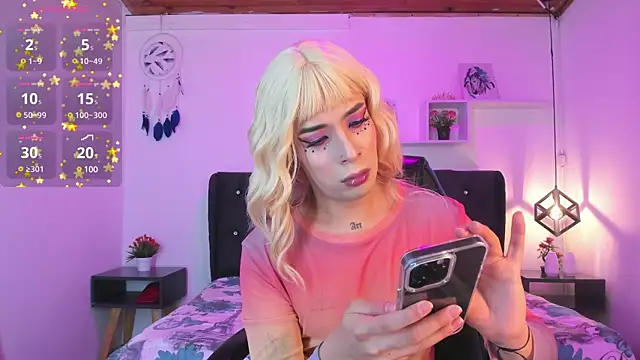 Snapshot of Nyx__Blackwood chatting on 01-15-25, 02:06 Nyx Blackwood online show from 01-15-25, 02:06