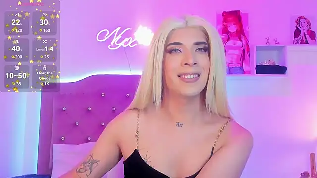 Snapshot of Nyx__Blackwood chatting on 03-19-25, 10:20 Nyx Blackwood online show from 03-19-25, 10:20