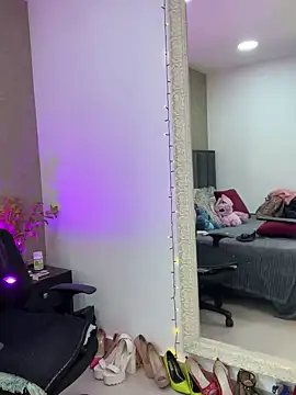 Mariana c1 online show from 02-05-25, 08:04