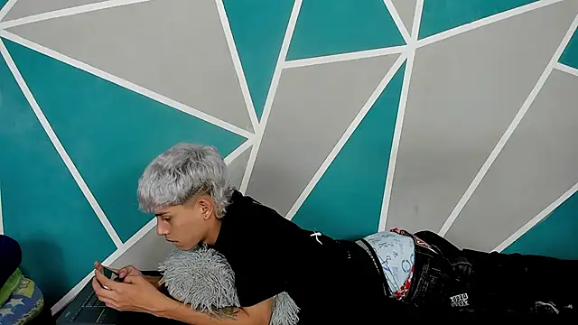migueyalejo teens online show from 11-04-25, 04:11