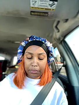 Jayhoney25 online show from 10-29-25, 03:36