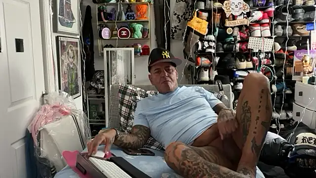 joeytatts66 online show from 03-07-26, 05:04