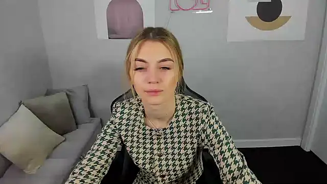 Cherry Price online show from 01-13-25, 04:18