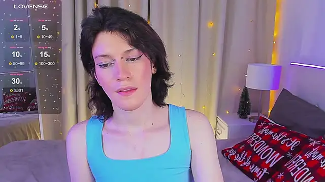 Kolette Gray online show from 12-22-24, 03:44