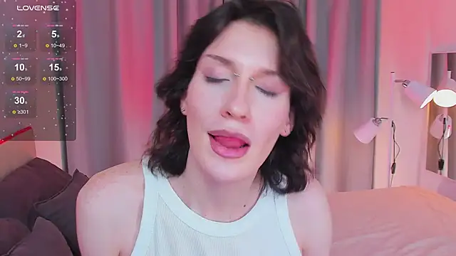 Kolette Gray online show from 01-31-25, 03:33