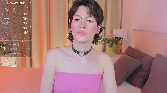 Kolette Gray online show from 03-06-25, 01:14