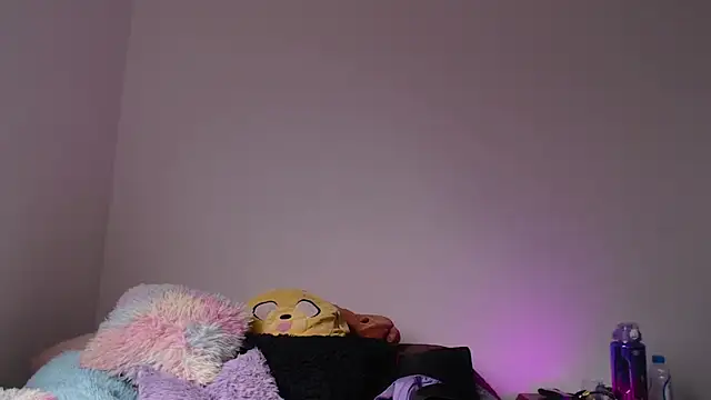 iam emy online show from 01-30-25, 04:24