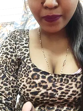 Snapshot of Sania-Love chatting on 02-28-25, 07:35 Sania-Love online show from 02-28-25, 07:35