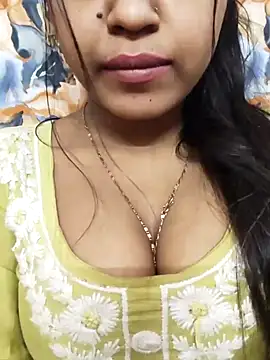 Snapshot of Sania-Love chatting on 03-04-25, 09:32 Sania-Love online show from 03-04-25, 09:32