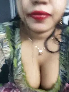 Snapshot of Sania-Love chatting on 11-14-25, 09:35 Sania-Love online show from 11-14-25, 09:35