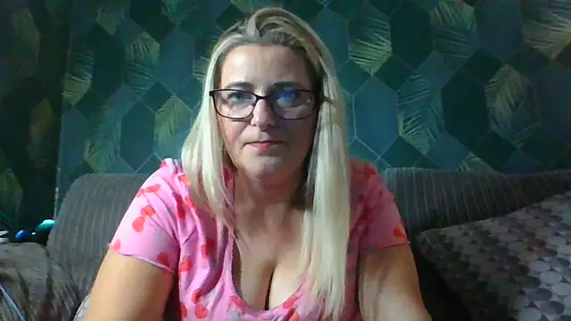 SweetXCandyX online show from 11-14-25, 06:28