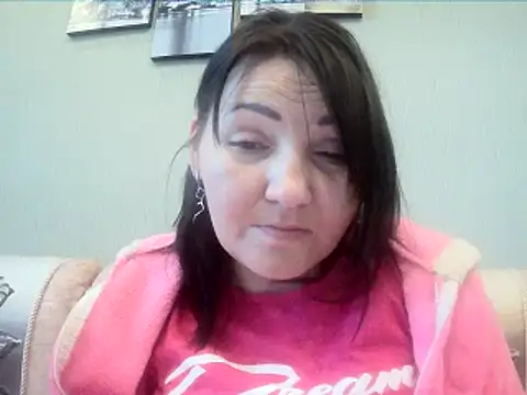 Snapshot of ClaireSunset chatting on 05-23-26, 05:28 ClaireSunset online show from 05-23-26, 05:28