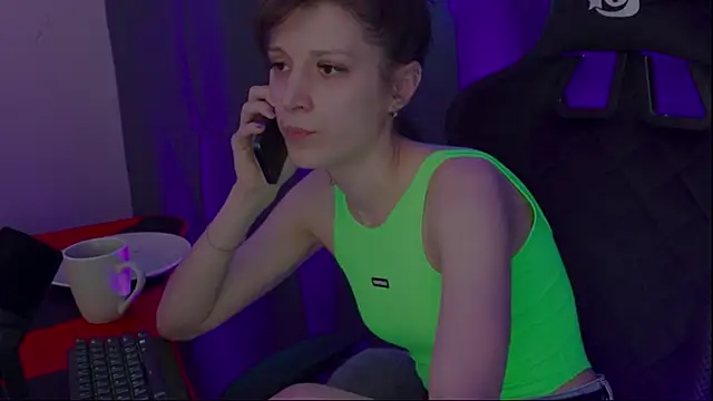 Snapshot of Kathleen_Meow chatting on 01-20-25, 09:56 Kathleen Meow online show from 01-20-25, 09:56