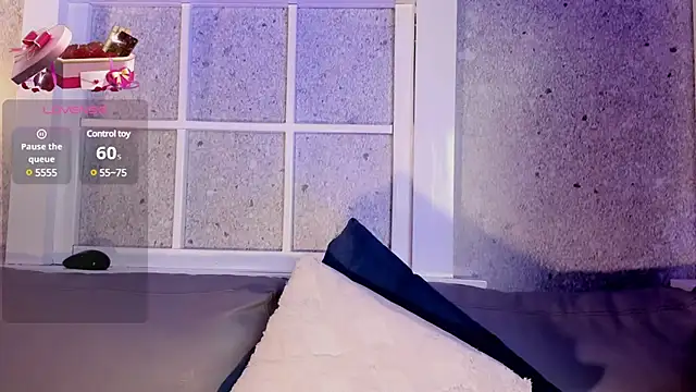 Snapshot of Belliinda_21 chatting on 02-06-25, 12:54 Belliinda 21 online show from 02-06-25, 12:54