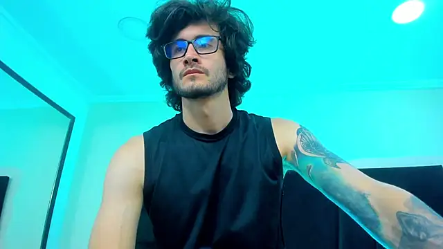 Loggan donnelly online show from 02-01-25, 12:18