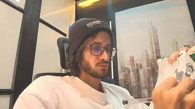 Loggan donnelly online show from 03-13-25, 11:16