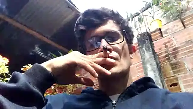 Loggan donnelly online show from 02-09-26, 06:56