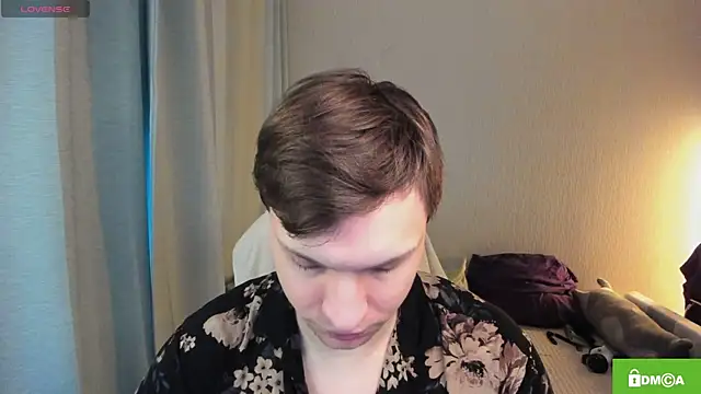 handsome guy01 online show from 07-05-26, 03:56