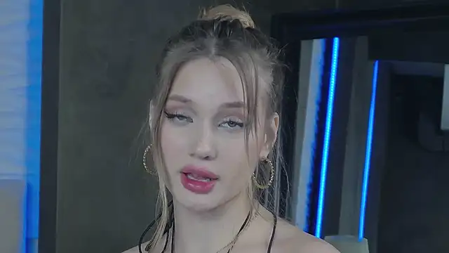 ViolaFlirt online show from 02-09-25, 06:54