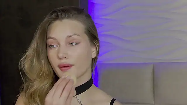 ViolaFlirt online show from 03-20-25, 10:54