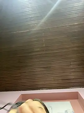 Snapshot of Praga_Pink chatting on 12-16-24, 12:26 Praga Pink online show from 12-16-24, 12:26