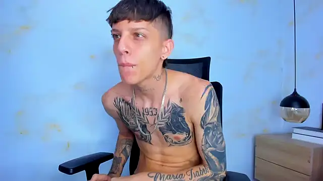 Snapshot of Adam_hard_ chatting on 01-21-25, 10:30 Adam hard online show from 01-21-25, 10:30