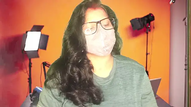 mamoni91 online show from 10-04-25, 03:15