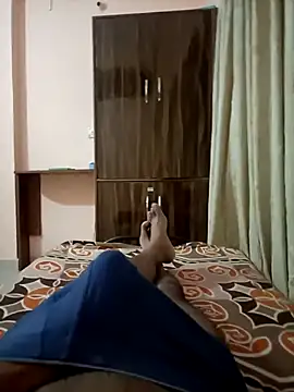 RRahullove69 online show from 09-18-25, 05:26