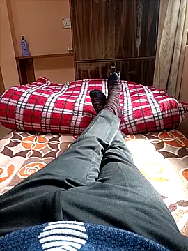 RRahullove69 online show from 02-10-26, 08:07