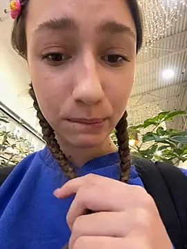 Lia  Love online show from 12-08-24, 01:14