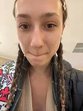 Lia  Love online show from 03-12-25, 01:08