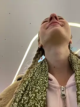 Lia  Love online show from 10-13-25, 12:05