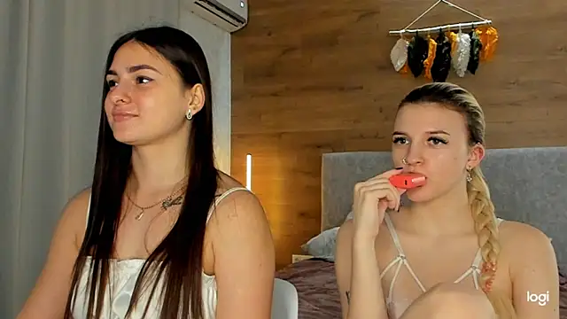 ShySonya online show from 02-03-25, 02:13