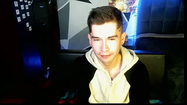 Snapshot of samael1107 chatting on 12-05-24, 06:10 samael1107 online show from 12-05-24, 06:10