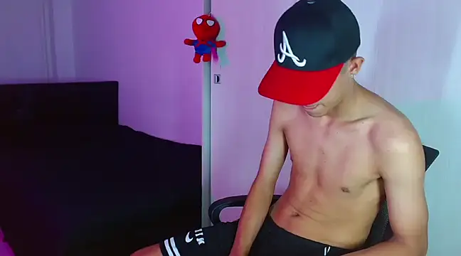 LiamGadiell online show from 02-12-25, 01:52