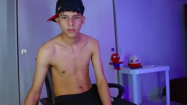 LiamGadiell online show from 03-02-25, 01:04