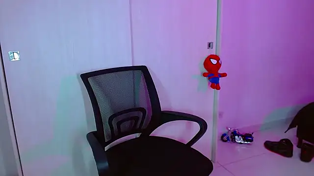 LiamGadiell online show from 03-03-25, 01:10