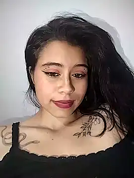 Alexandra 65 online show from 12-21-25, 05:42