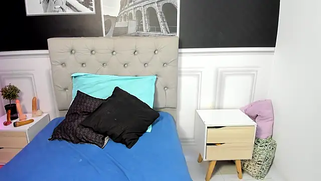 lauren rios7 online show from 10-01-25, 06:14