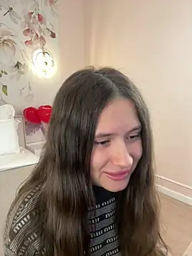 milaleoneli online show from 02-18-26, 03:08