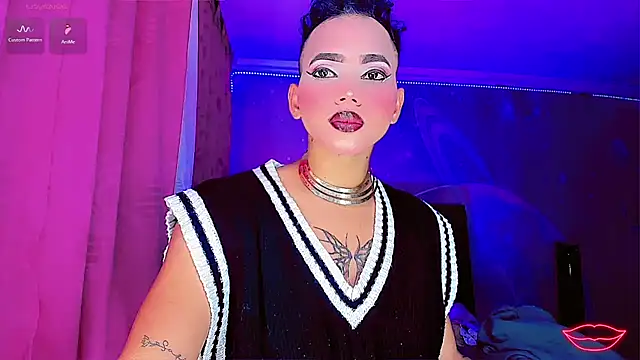 Snapshot of Thalia_girl21 chatting on 06-30-26, 01:50 Thalia girl21 online show from 06-30-26, 01:50