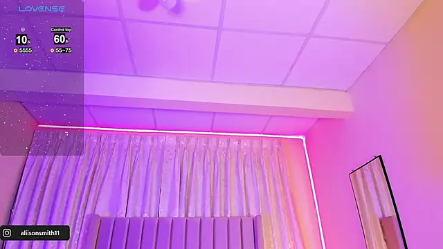 Snapshot of Aliison_Smith chatting on 12-31-24, 03:23 Aliison Smith online show from 12-31-24, 03:23