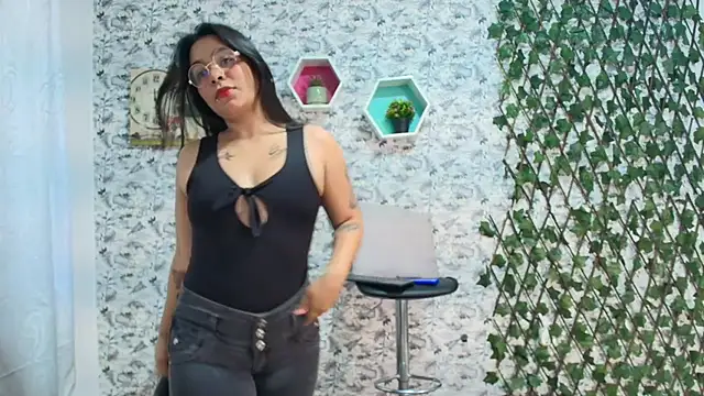 Baby3hot online show from 06-04-26, 11:05