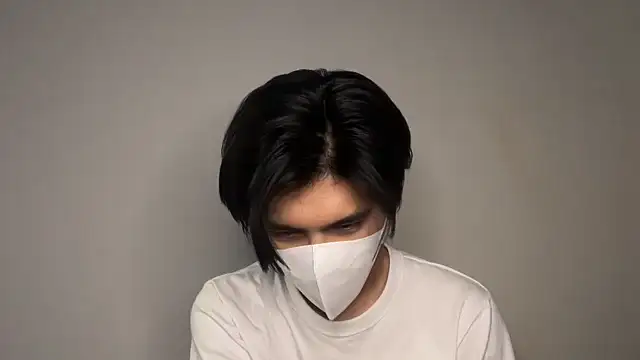 Lio kun online show from 11-17-25, 03:07