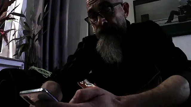 Kingsscepter online show from 01-31-25, 06:14