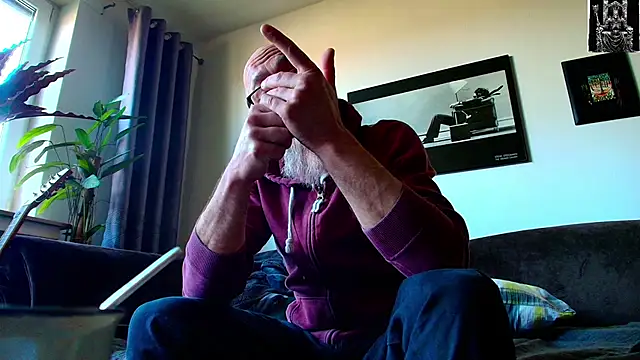 Kingsscepter online show from 03-08-25, 10:11