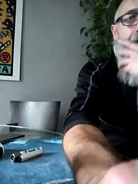 Kingsscepter online show from 10-13-25, 10:26