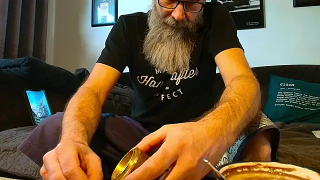 Kingsscepter online show from 10-24-25, 10:11