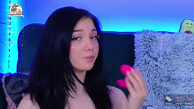 AveryWillow online show from 01-06-26, 06:44